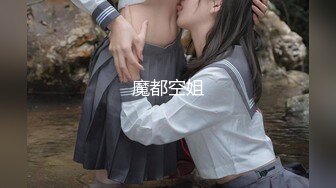 超级大美女艺校古筝女孩【朵儿】，气质爆棚，蝴蝶逼爱好者的福音，粉木耳湿漉漉，脸蛋美奶子大，十分好评必看 (1)