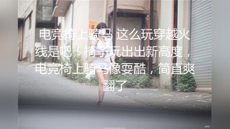 洋米糕老外终于在越南集市遇到了一个极品审美不错高颜值好身材背部很屌的纹身被老外大鸡巴无套爆操内射