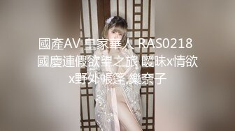 大神KFC动漫展尾随偷拍 洛丽塔学生妹COSER和闺蜜逛街粉白色内内前后CD