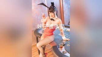 越南妹子长相甜美大奶子舌吻调情特写蹲着口交骑乘猛操