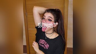 韩奶儿颜值不错骚气大奶妹子道具自慰，全裸近距离特写掰穴大黑牛震动