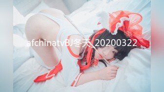 【新速片遞】  百度云泄密流出❤️变态欲十足的丈夫 央求老婆在儿子旁边 大胆露点 自在一旁拍摄 场面非常刺激