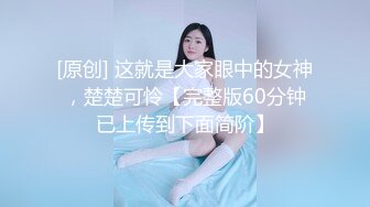 美女非常漂亮，草逼表情淫荡，让每一个男人都受不了她的诱惑.