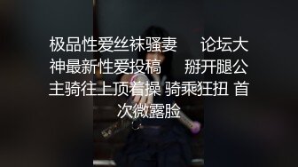    漂亮少妇 被两根大洋吊同时操骚逼和菊花 舔屁眼吃鸡巴 最后爆吃精 满脸绯红 这下应该上下嘴都吃饱了