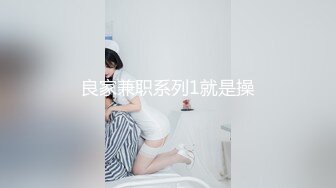 淫荡夫妻激情一刻 喜欢口活的骚妻鸡巴上放各种液体各种舔玩