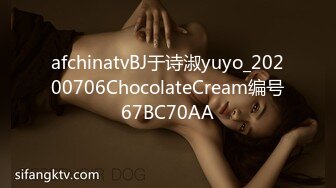 《极品泄密?稀缺资源》电报付费群贵宾席专属福利【杰姬】定制，美乳美足美腿反差骚妻足交炮机紫薇啪啪好玩的不得了