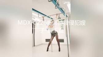 【女性私密SPA护理按摩】白嫩翘臀粉穴少妇屁眼也给保养了阴部推油点燃欲火主动掏屌吃无套内射呻吟销魂过程超诱人